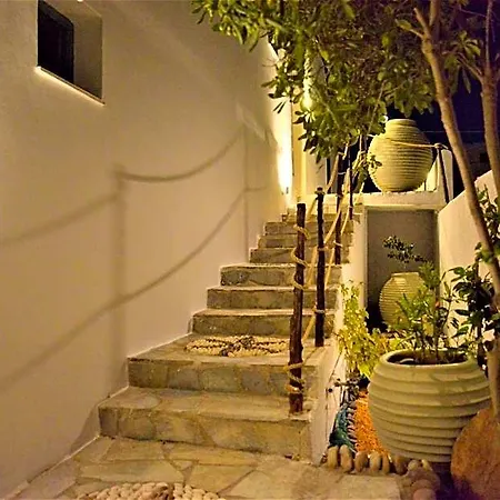 Dioni Lux 2 Hotel Pollonia